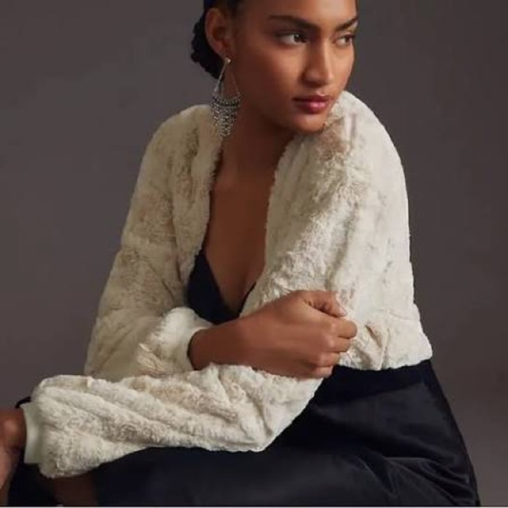 Anthropologie Maeve Faux Fur Shrug Size L